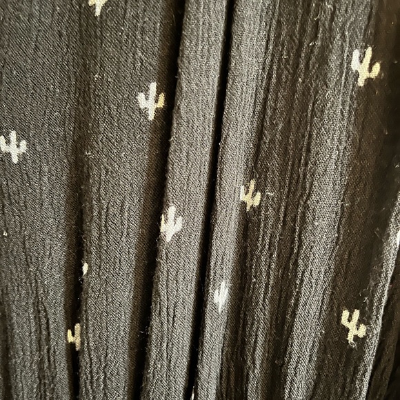 Symbology Clothing Baby Cacti Wrap Jumpsuit in Black & Ivory, women’s size XL - Picture 6 of 8